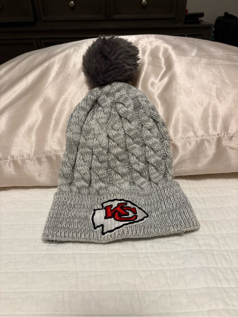 New Era Gray Knit Pom Beanie with Red & White KC Logo